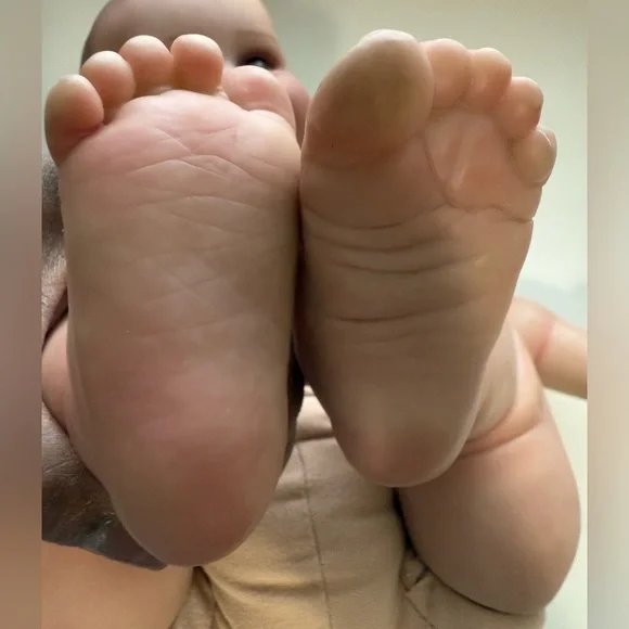 20โ Realistic Baby Twins - Silicone and cloth - Picture 10 of 16